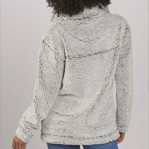 Fuzzy Sherpa Pullover XS - Picture 8 of 8
